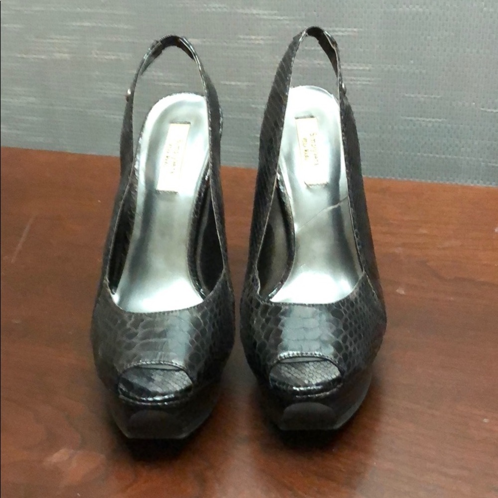 Simply Vera Slingback Platform Heel